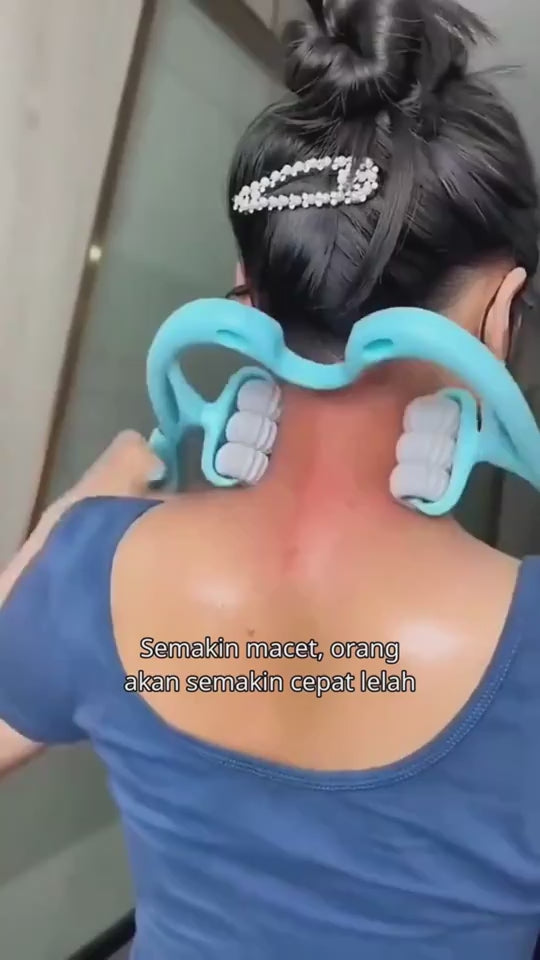 Women warming up the neck area, applying massage oil, and using a roller massager to relieve muscle tension and promote relaxation.